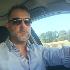 Meet your Posher, Brady